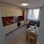 Apartment Mieszkanie Reymonta